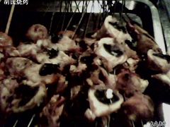 -胡记烧烤(黄山新村总店)