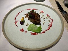 鹅肝塔配竹炭吐司佐树莓果酱-93Club·法餐厅