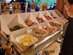 自助取餐区-怡咖啡海鲜自助餐厅(浦东香格里拉店)