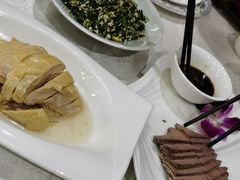 -梅龙镇酒家(南京西路总店)