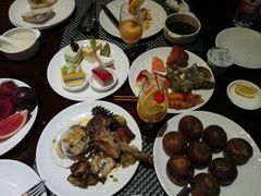 -荣誉国际酒店-云顶旋转餐厅