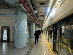 -蓝天路(地铁站)