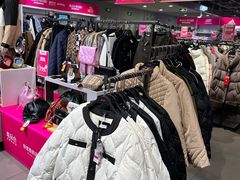 -唯品会(北京国瑞城店)