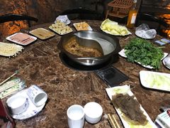 -洞穴餐厅