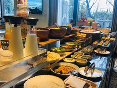 自助取餐区-杭州桐庐康莱德酒店西餐厅-舍