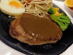 -汤姆家的牛排意面披萨(新城市广场店)