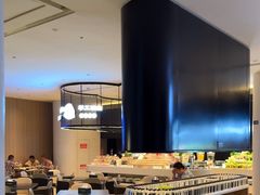 -涨巢·潮玩水疗局