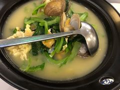 大黄蚬子煮小白菜-东方饺子王(新奥购物中心店)