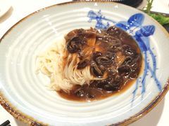 葱烧海参捞面-白天鹅宾馆-宏图府餐厅