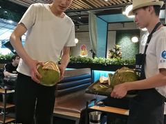 -东椰·海南椰子鸡火锅(朝阳门店)