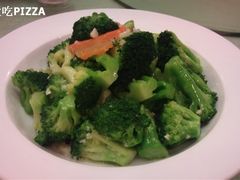 鲍汁西兰花-鸭王烤鸭店(三里河店)