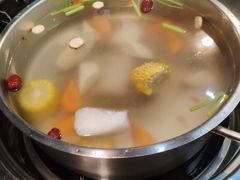-四点金潮汕鲜牛肉火锅(金猴名居店)