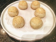 黄桥烧饼-皇朝会.经典传统粤菜(外滩店)