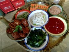 -王婆乔鲜鱼自助火锅(蜀汉路店)