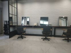-程Studio