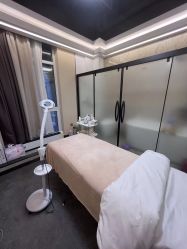 -涂tu指甲日式美甲美睫店