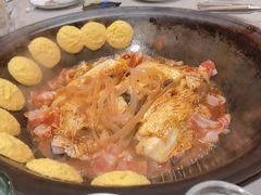 -小火炕铁锅炖鱼