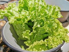 -七甲山烤肉(长白山奇石山珍根艺一条街店)