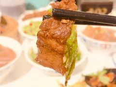 辣椒炒肉-老长沙龙虾馆·聚会餐厅(白石洲店)