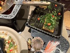 -鸣记脆皮烤鱼·海鲜烤鱼(三八广场店)