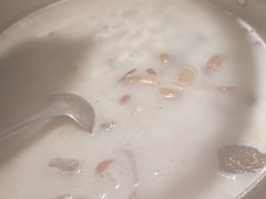 -洪氏嗨捞·广东猪肚鸡·椰子鸡火锅(西咸万象城店)
