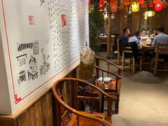 -头上红煨盐鸡·非遗院子餐厅