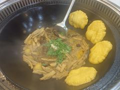 -70後铁锅炖(坡博总店)