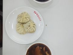 -陈寔包子王·卤煮小肠·京味小吃(龙潭店)