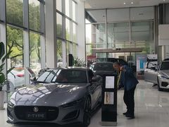 -上海伟杰·捷豹路虎4S店(闵行店)