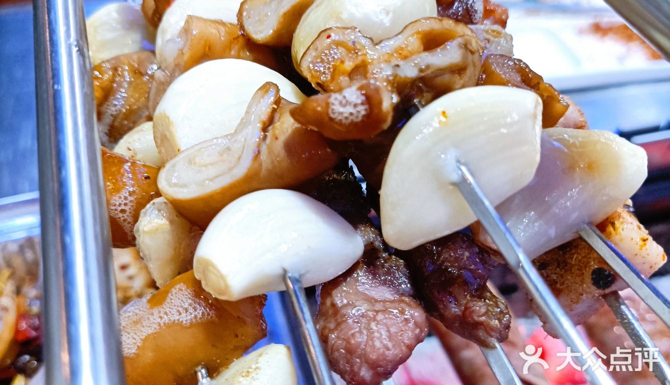 # 焦香四溢的烤串 [调皮]