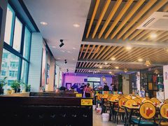 大堂-王红军龙虾(新民路店)