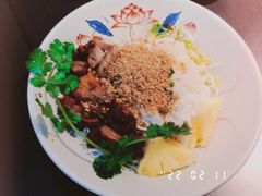 香茅猪扒檬粉-大头虾越式风味餐厅(光明广场店)