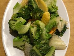 -ZF Seafood Restaurant 卓峰海鲜餐
