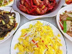 -丹水桥地锅鱼·翘嘴鲌·地方特色全鱼宴(丹江口大坝店)