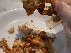 -凤凰路何眼镜香辣蟹(花果园店)