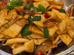 -江城燕子大排档(江汉路步行街店)