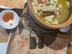 -头上红煨盐鸡·非遗院子餐厅