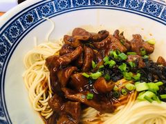 -沪西老弄堂面馆(定西路店)