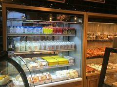 面包甜点陈列柜-津乐园(营口道店)