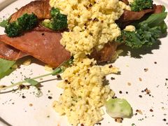 -HIGH FIVE哈福手工汉堡(桂林路店)