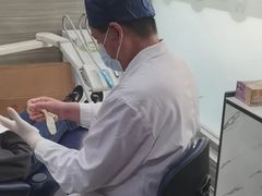 -上海仁爱医院口腔科 · 种植