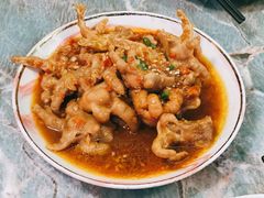 蒜香鸡脚-浩海火烧云傣家菜(京广店)