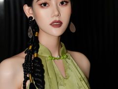 -金夫人化妆摄影职业培训学校