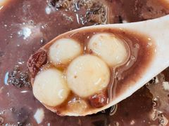 红豆沙桃胶圆子-仁信老铺甜品(北京路店)
