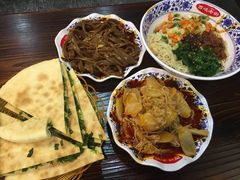 -食上东新街美食街区(民乐新都会店)
