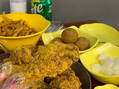 -BHC炸鸡(明洞总店)