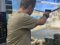 -都市枪神实弹射击俱乐部