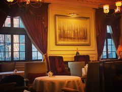 靠窗位-Salon de Ville浦江汇(上海外滩华尔道夫酒店店)