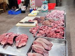 -标记美食新鲜猪杂(兴南大道店)