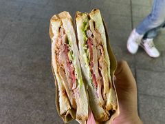 -Al Salam莫的三明治